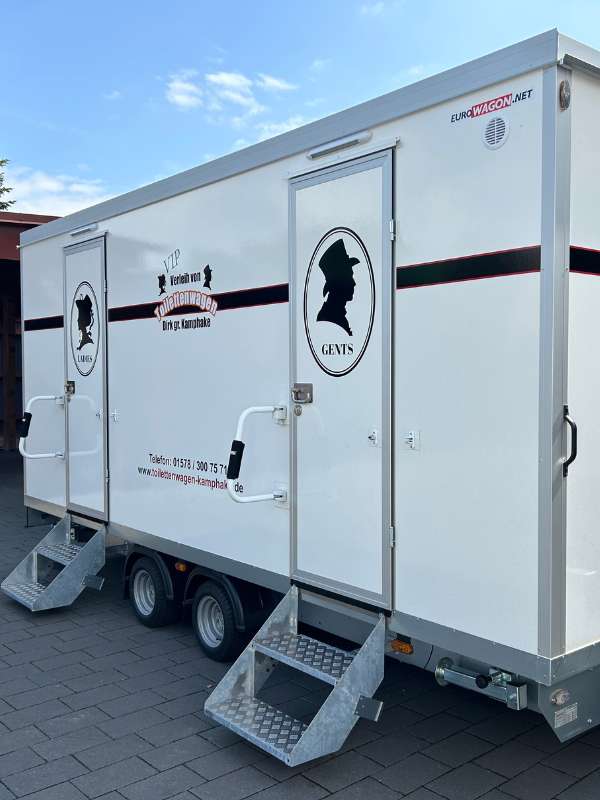 VIP-Toilettenwagen mieten (Aussenansicht Großer Wagen)